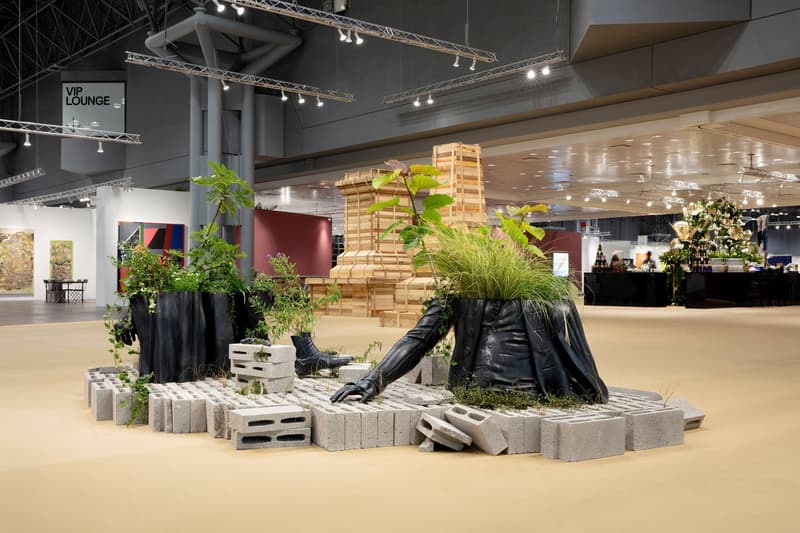 armory show booths contemporary art paintings exhibitions sculptures art artworks