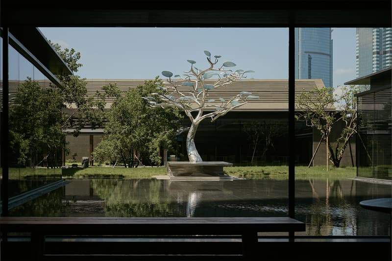 Oscar Wang "Gathering" Sculpture Alila Shanghai luxury resort retreat hotel